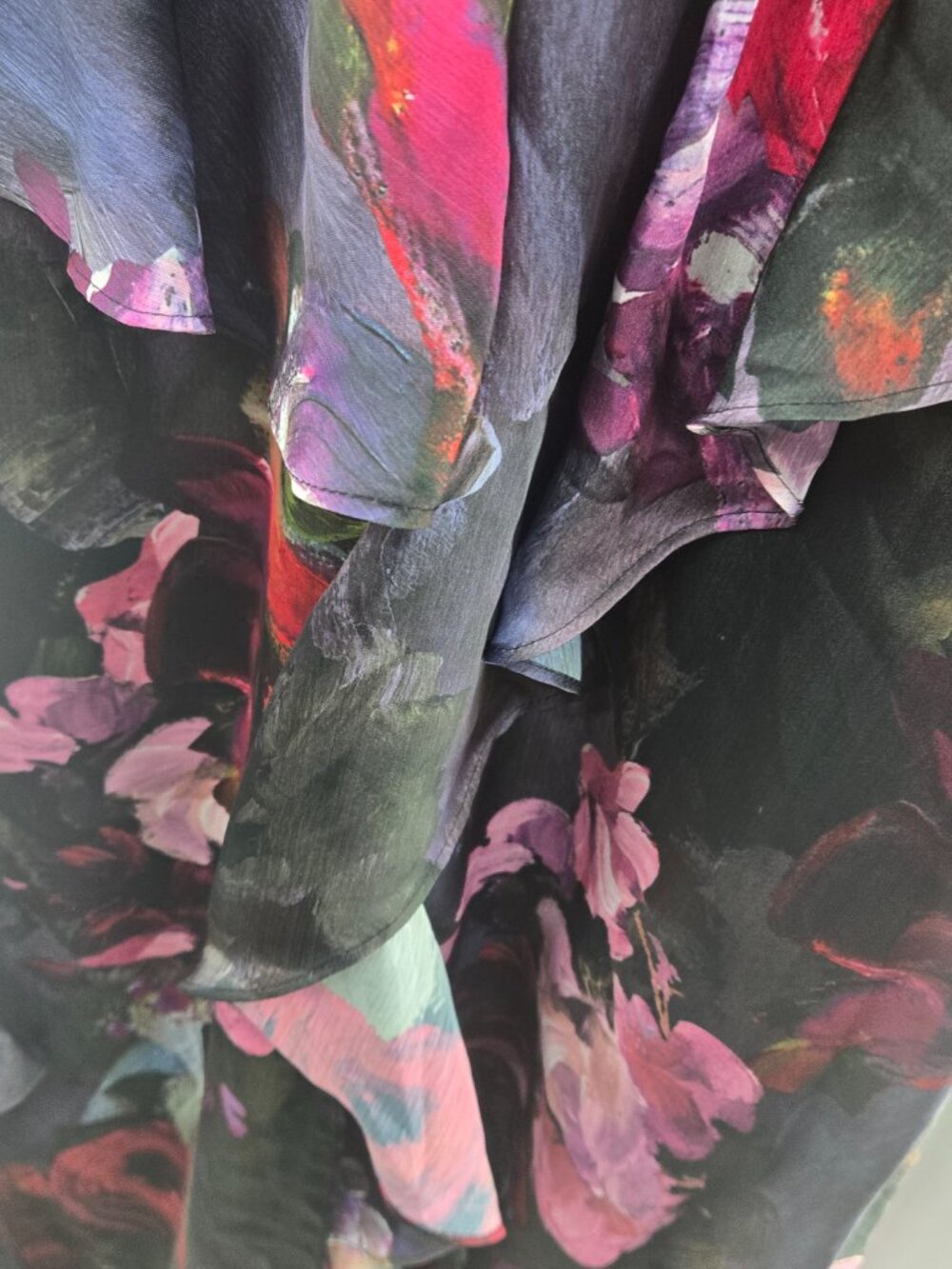 Ted Baker Rowana Black Mixed Media Ruffle Floral Ribbed Knit Maxi Dress 4/US10 - Picture 11 of 11
